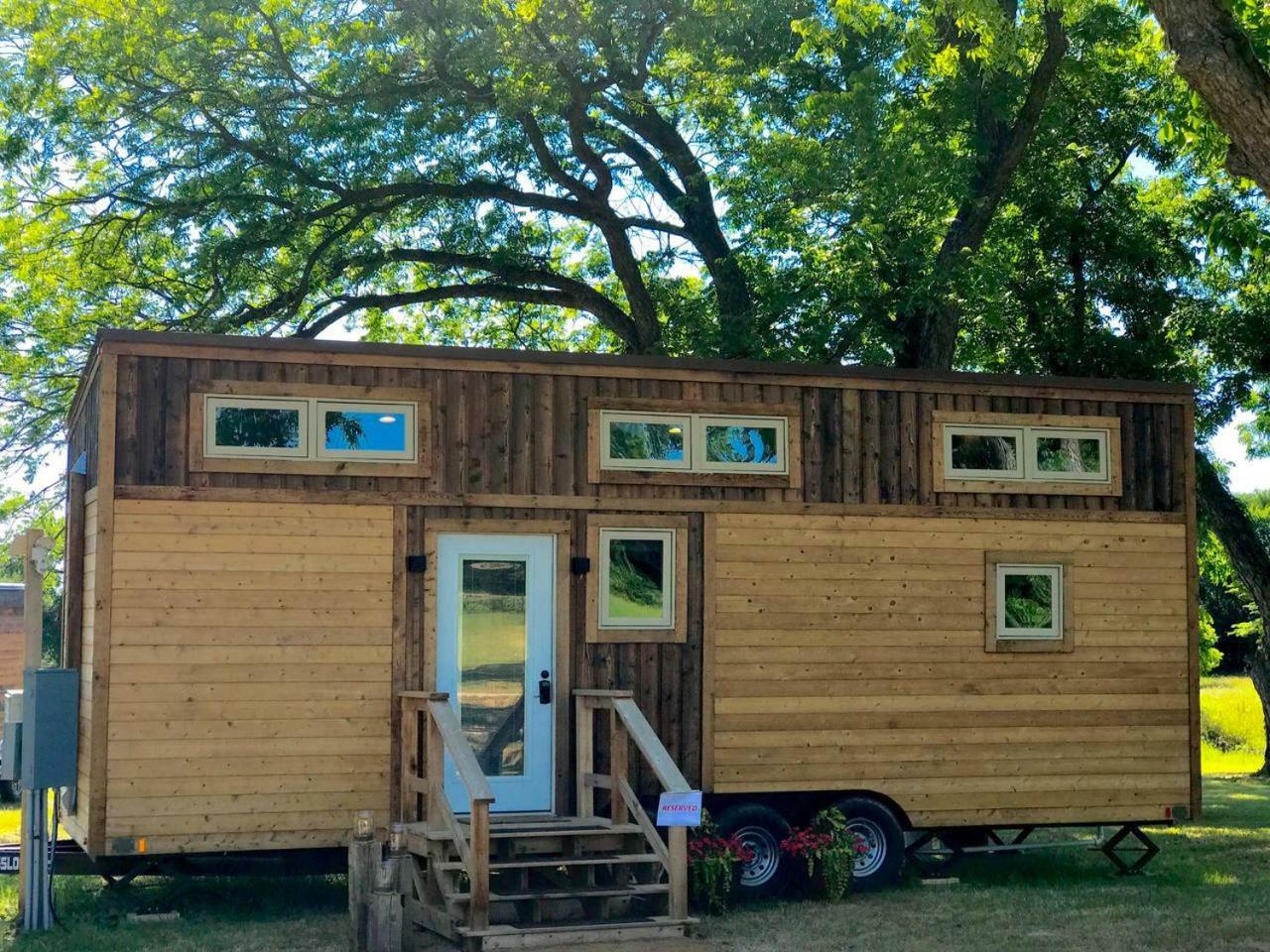 Montana Escape Elegant Tiny House In Waco Near Magnolia Villa Eksteriør bilde