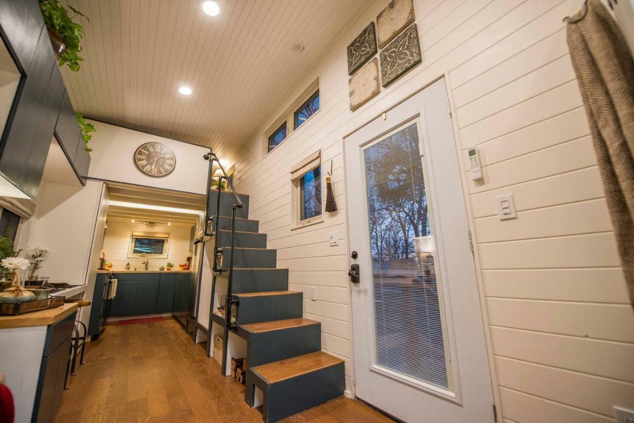 Montana Escape Elegant Tiny House In Waco Near Magnolia Villa Eksteriør bilde
