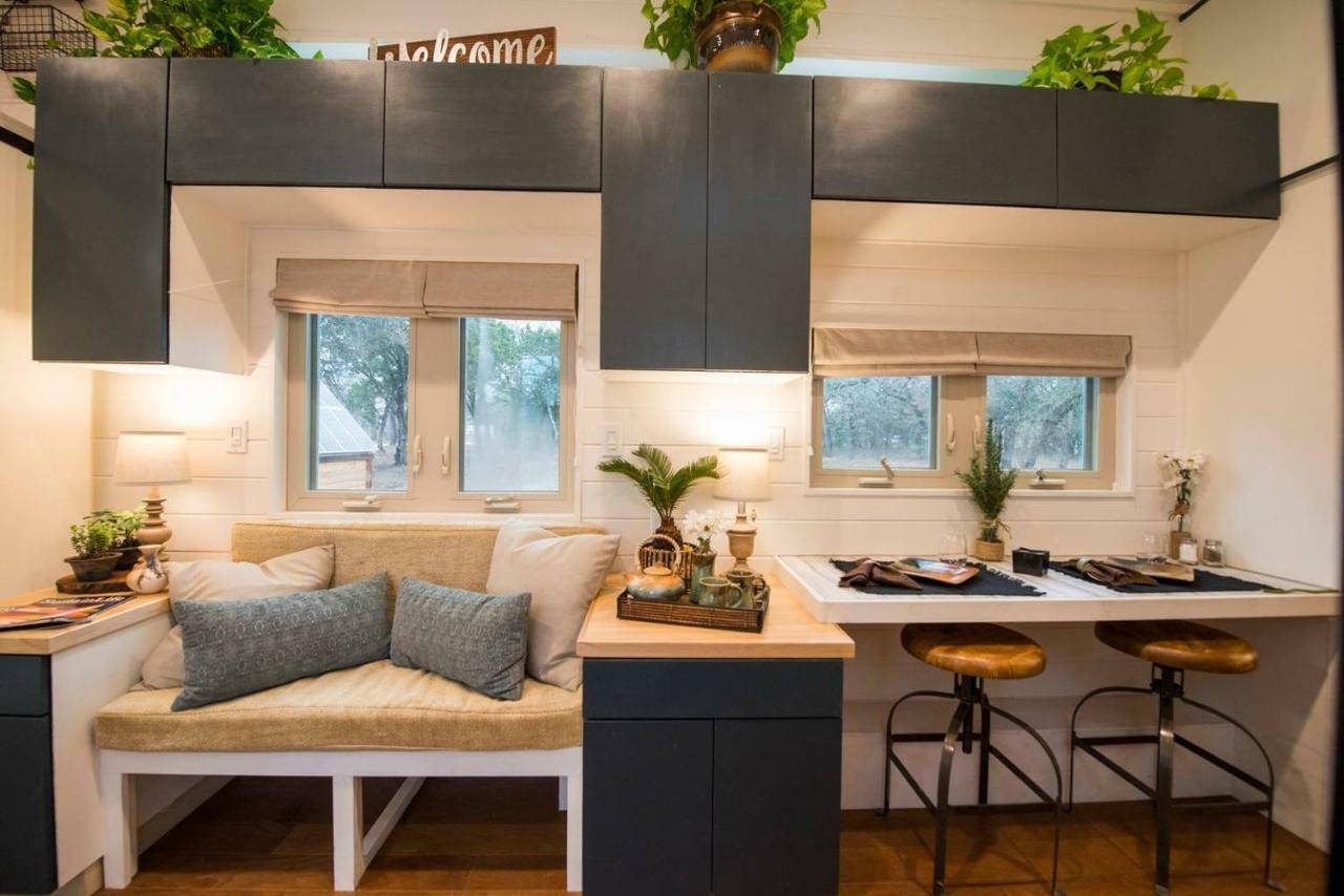 Montana Escape Elegant Tiny House In Waco Near Magnolia Villa Eksteriør bilde