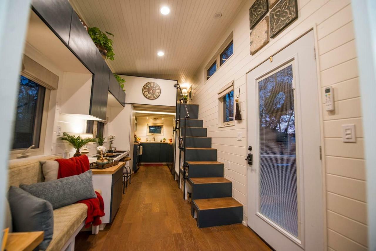 Montana Escape Elegant Tiny House In Waco Near Magnolia Villa Eksteriør bilde
